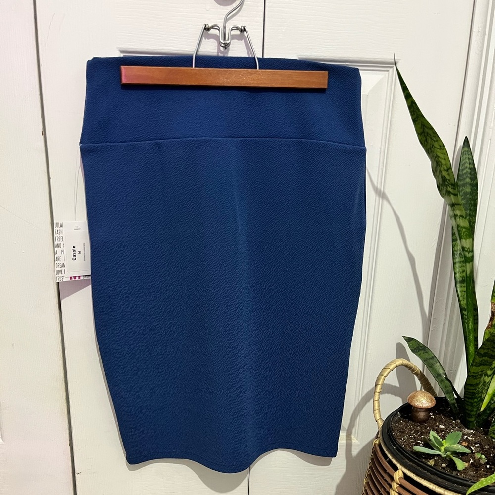 LuLaRoe Cassie skirt, solid royal blue, NWT